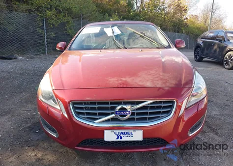 2012 Volvo S60 T6 z USA, uszkodzony, nr VIN YV1902FH4C2077263